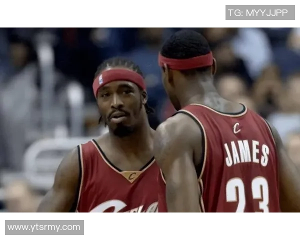 马丁内斯的传奇之路：从无名小卒到足球巨星的奋斗历程